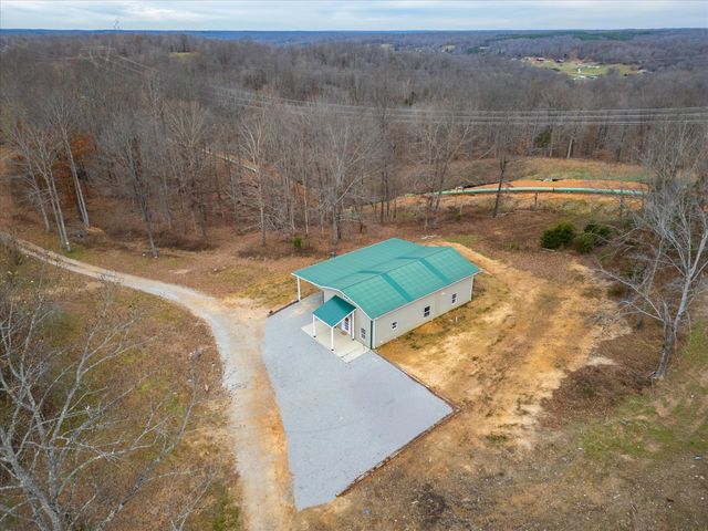 776 Norris Hollow Rd, Vanleer, TN 37181