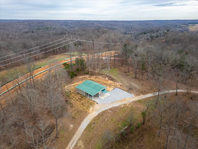 776 Norris Hollow Rd, Vanleer, TN 37181