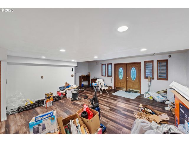 705 PREFONTAINE Dr, Coos Bay, OR 97420