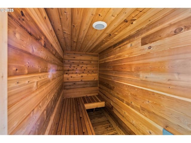 705 PREFONTAINE Dr, Coos Bay, OR 97420