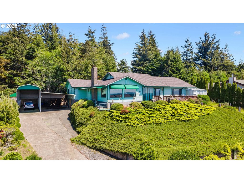 705 PREFONTAINE Dr, Coos Bay, OR 97420