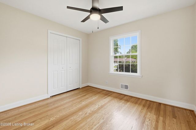 2600 Rockford Ln, Louisville, KY 40216