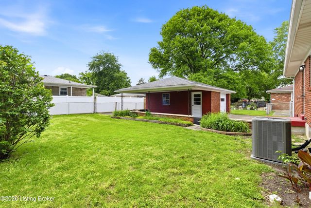 2600 Rockford Ln, Louisville, KY 40216