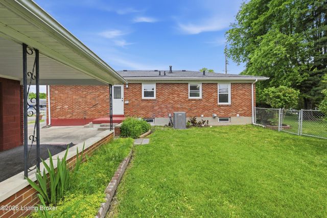 2600 Rockford Ln, Louisville, KY 40216