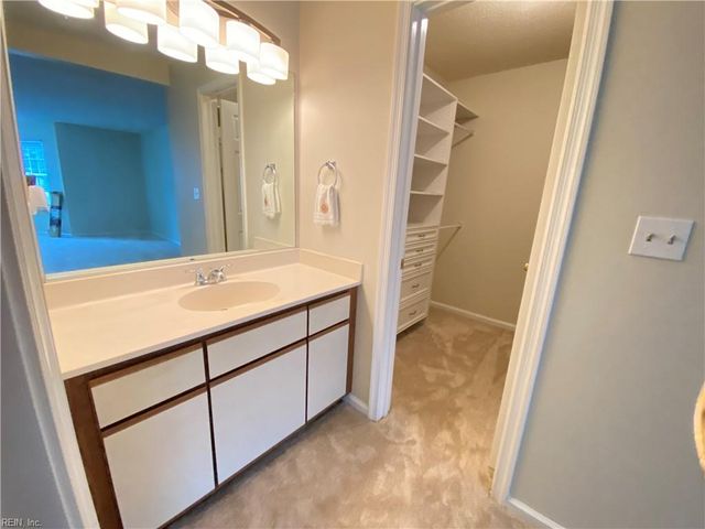 1443 Ivywood RD, Virginia Beach, VA 23453