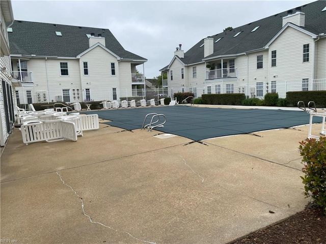 1443 Ivywood RD, Virginia Beach, VA 23453