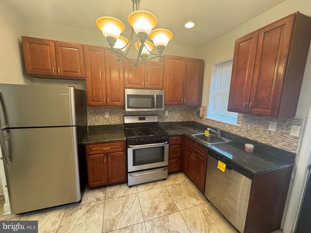 3072 ARAMINGO AVE, Philadelphia, PA 19134