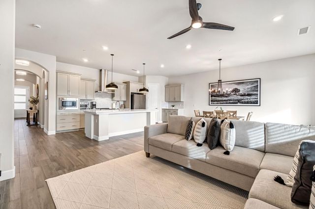 19719 Desert Willow Lane, Friant, CA 93626