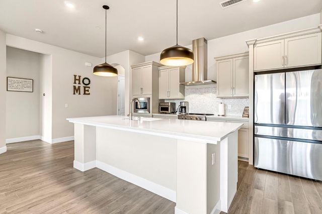 19719 Desert Willow Lane, Friant, CA 93626