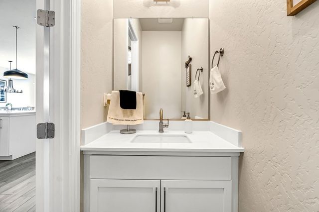 19719 Desert Willow Lane, Friant, CA 93626