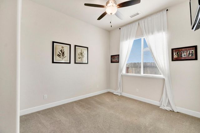 19719 Desert Willow Lane, Friant, CA 93626