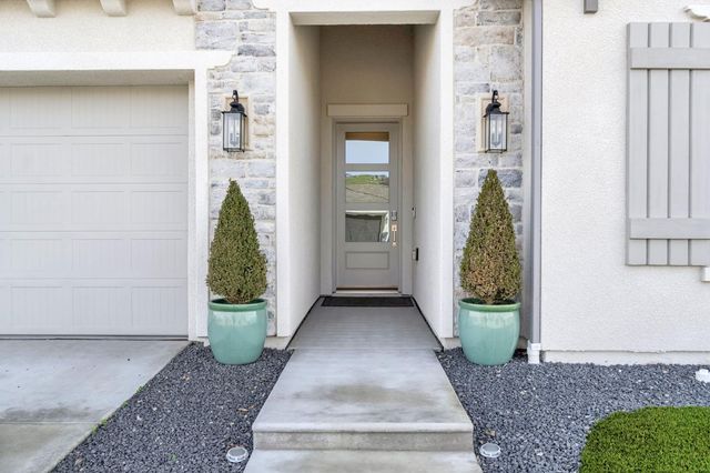 19719 Desert Willow Lane, Friant, CA 93626