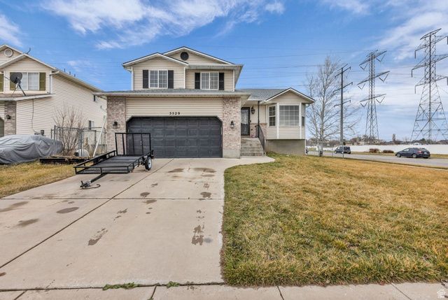 5529 S 3200 W, Roy, UT 84067