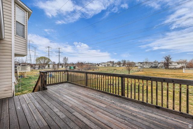 5529 S 3200 W, Roy, UT 84067