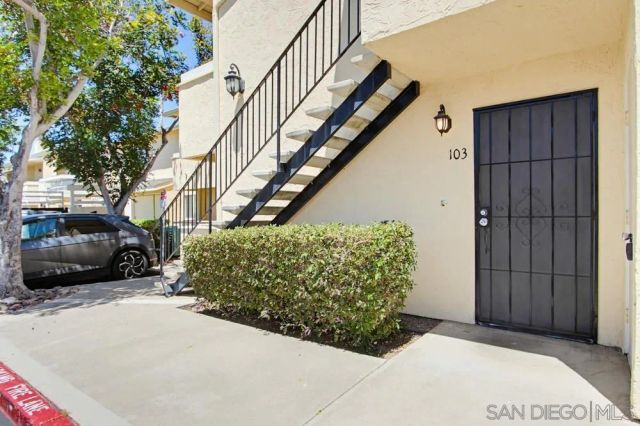 9939 Erma Rd 103, San Diego, CA 92131