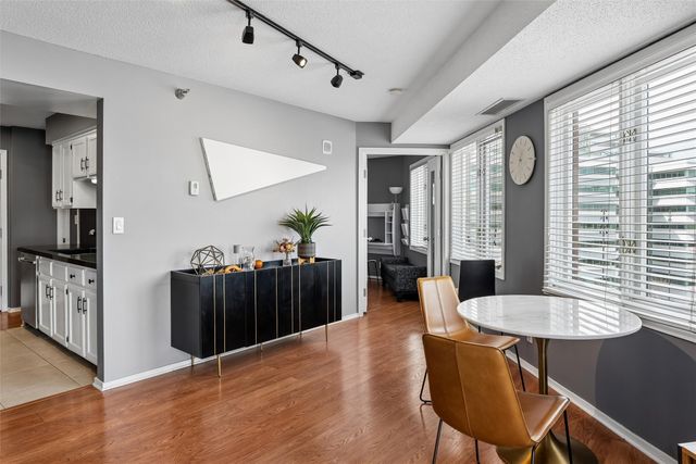 300 Walnut Street 711, Des Moines, IA 50309