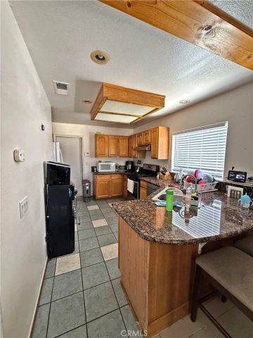 13382 Fox Run, Victorville, CA 92392