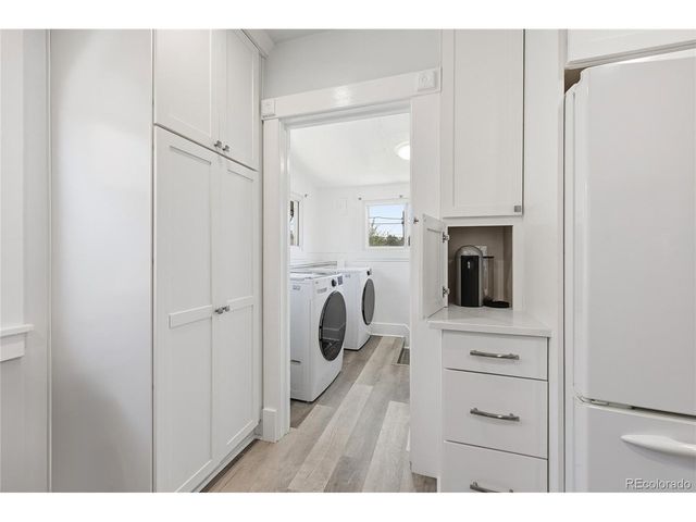3022 S Acoma St, Englewood, CO 80110