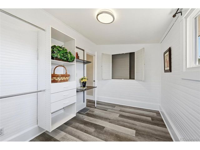 3022 S Acoma St, Englewood, CO 80110