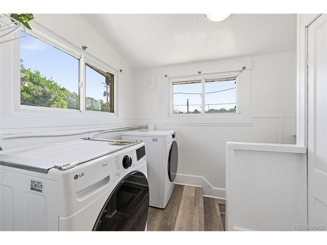 3022 S Acoma St, Englewood, CO 80110