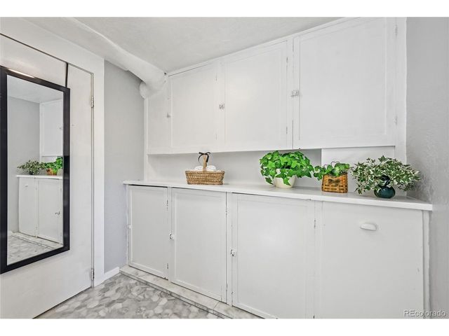 3022 S Acoma St, Englewood, CO 80110