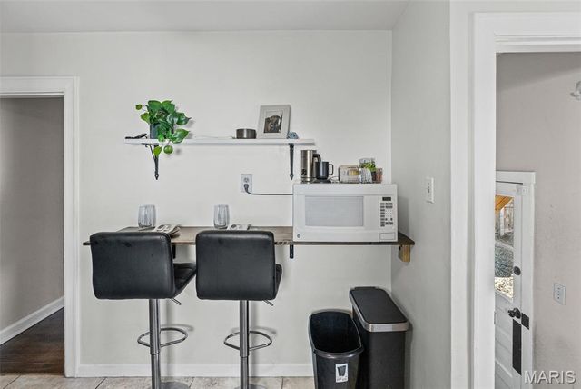 119 S Jefferson Avenue, Collinsville, IL 62234