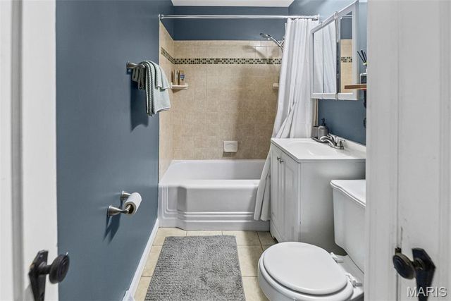 119 S Jefferson Avenue, Collinsville, IL 62234