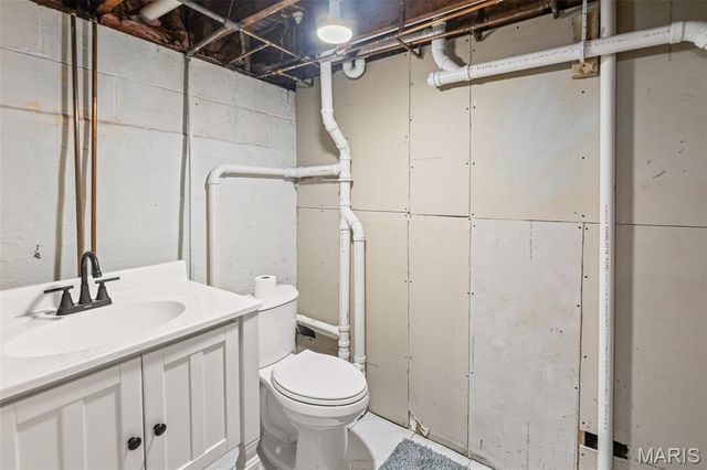 119 S Jefferson Avenue, Collinsville, IL 62234