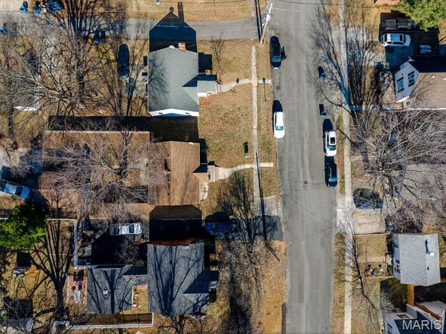 119 S Jefferson Avenue, Collinsville, IL 62234