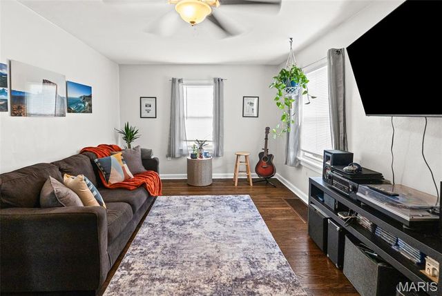 119 S Jefferson Avenue, Collinsville, IL 62234