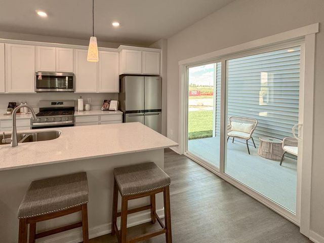 516 Oak Opening Drive, Stoughton, WI 53589