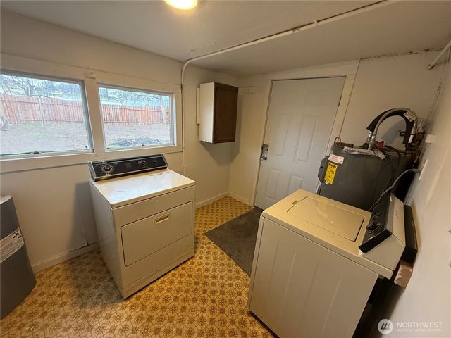 1212 W Moore Street, Walla Walla, WA 99362