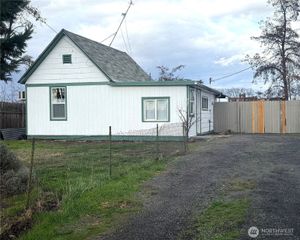1212 W Moore Street, Walla Walla, WA 99362