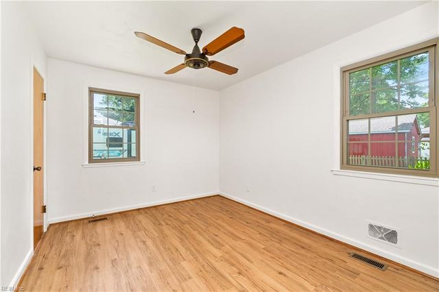 1003 White Pine DR, Chesapeake, VA 23323