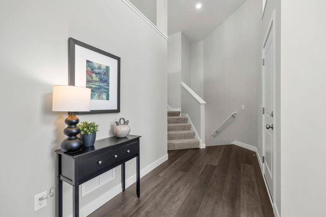 609 Afton Drive, Northfield, MN 55057