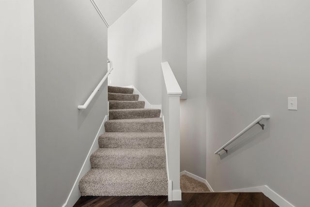 609 Afton Drive, Northfield, MN 55057