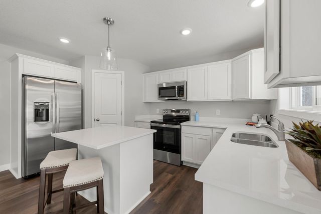 609 Afton Drive, Northfield, MN 55057