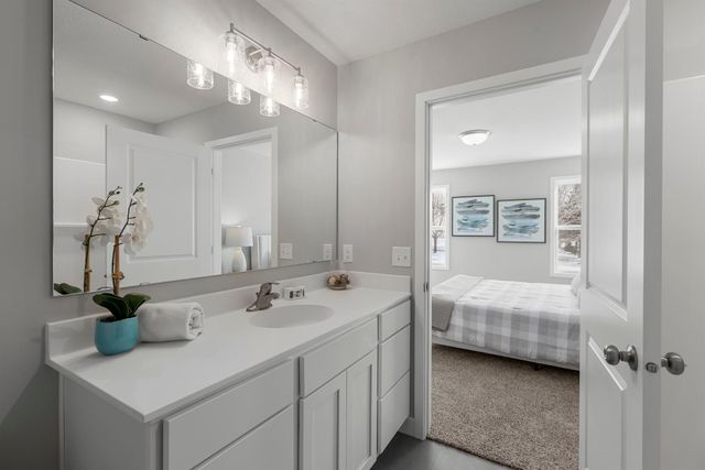 609 Afton Drive, Northfield, MN 55057