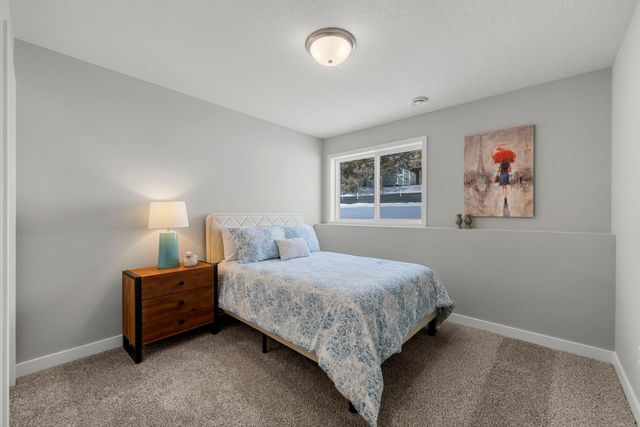 609 Afton Drive, Northfield, MN 55057