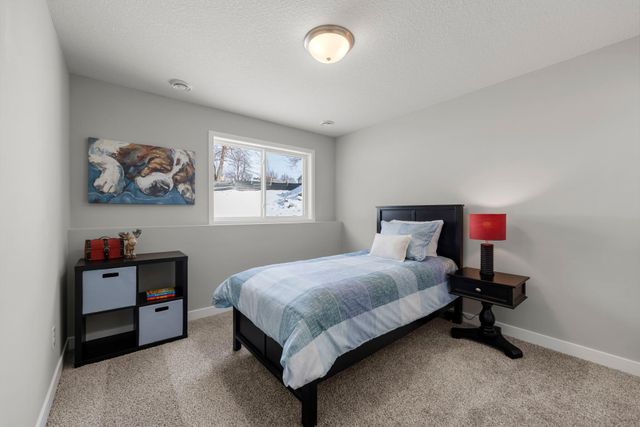 609 Afton Drive, Northfield, MN 55057