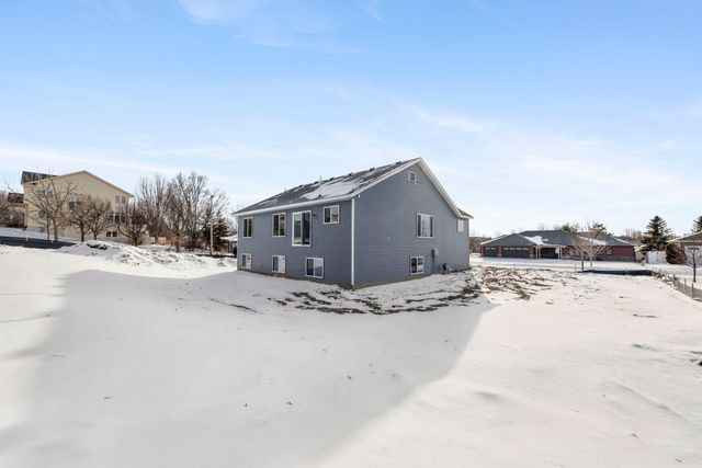 609 Afton Drive, Northfield, MN 55057