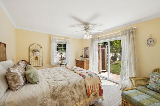 7 Linda Lane, Hampton Bays, NY 11946