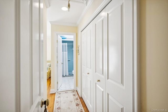 7 Linda Lane, Hampton Bays, NY 11946