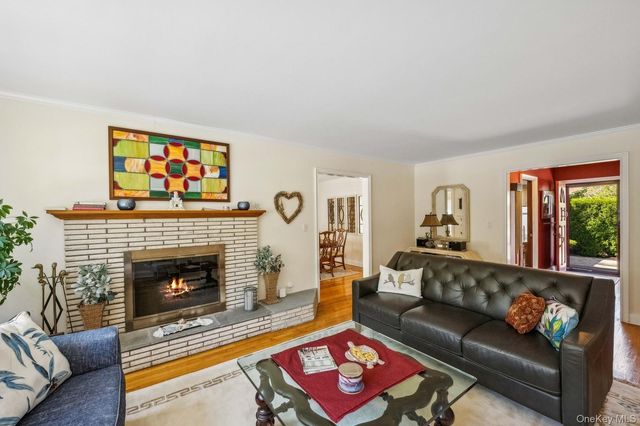 7 Linda Lane, Hampton Bays, NY 11946