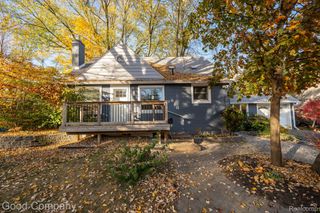 816 W 13 MILE Road W, Royal Oak, MI 48073