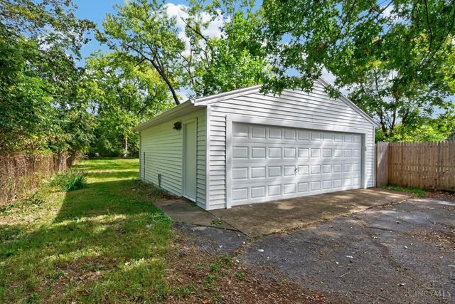 6954 Lois Drive, North College Hill, OH 45239