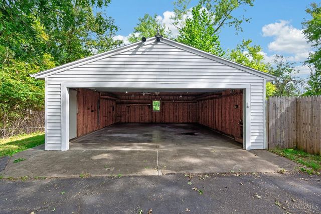 6954 Lois Drive, North College Hill, OH 45239
