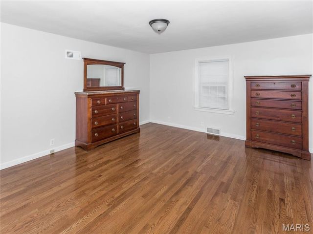 19 Pine Lake Drive, Collinsville, IL 62234