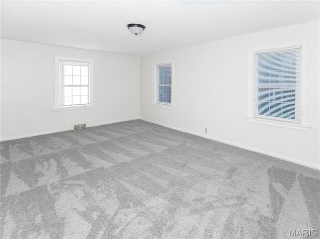 19 Pine Lake Drive, Collinsville, IL 62234