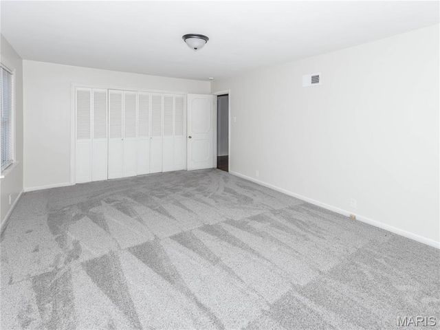 19 Pine Lake Drive, Collinsville, IL 62234